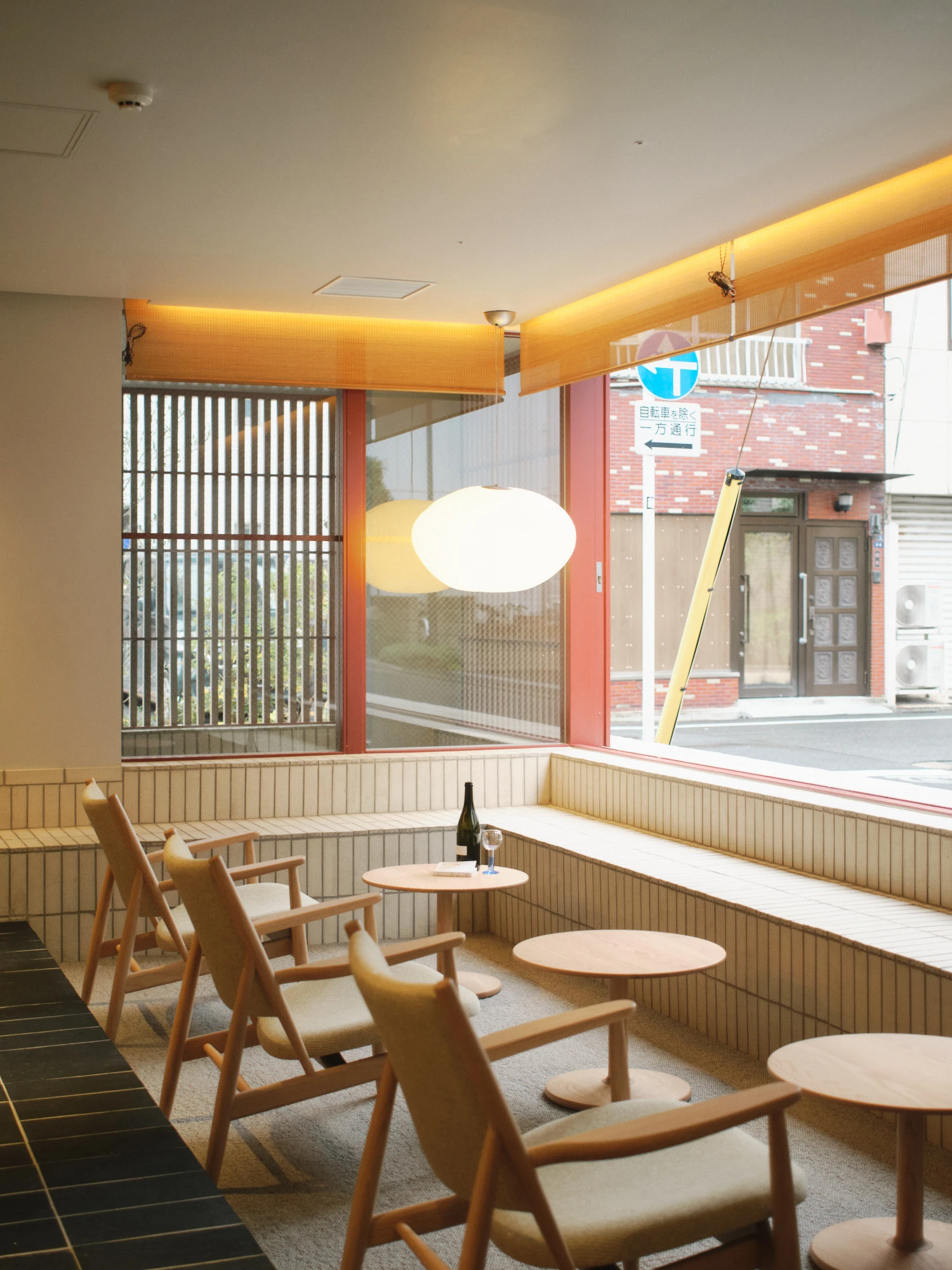 台湾ヤミの住まいの建築論—中心・通路・境界の場所 台湾ヤミの住まいの建築論―中心・通路・境界の場所 X-Knowledge |